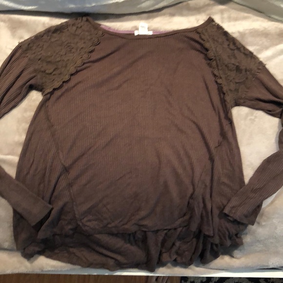 Clover + Scout - Picture 2 of 5